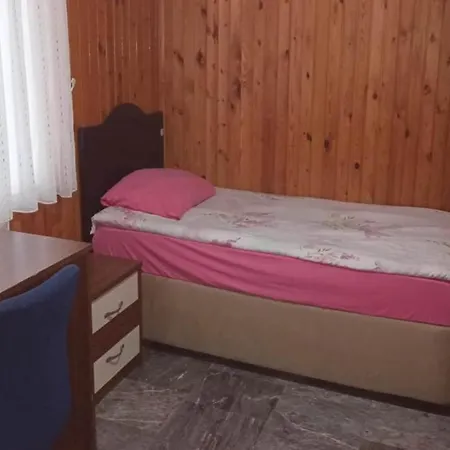 Arda Yurdu Ve Pansiyonu *